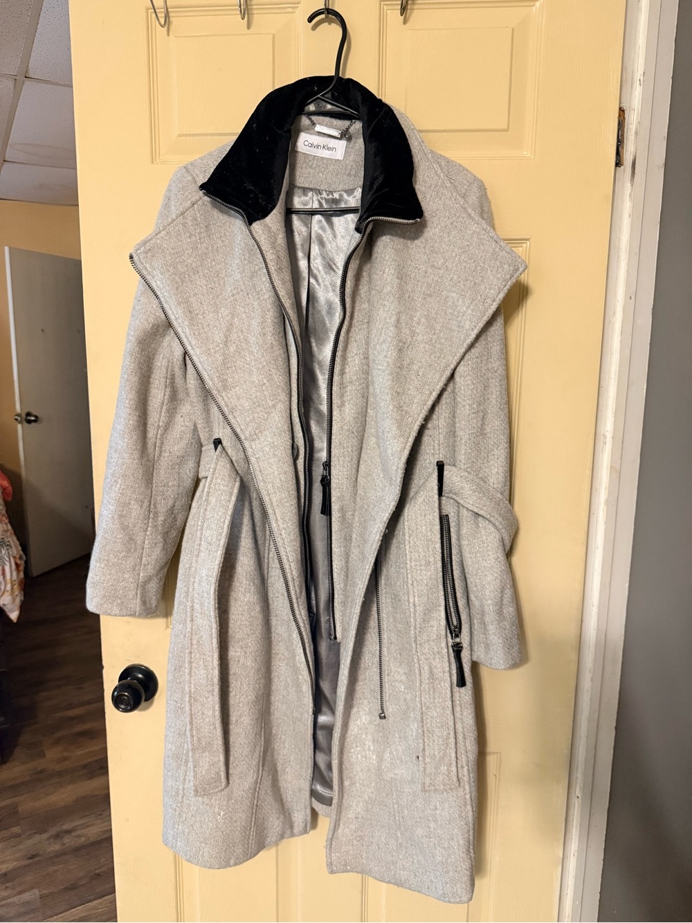 Calvin Klein Light Gray Trench Coat with Black Velvet Collar